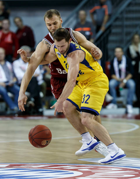 指出申京如 指出申京如